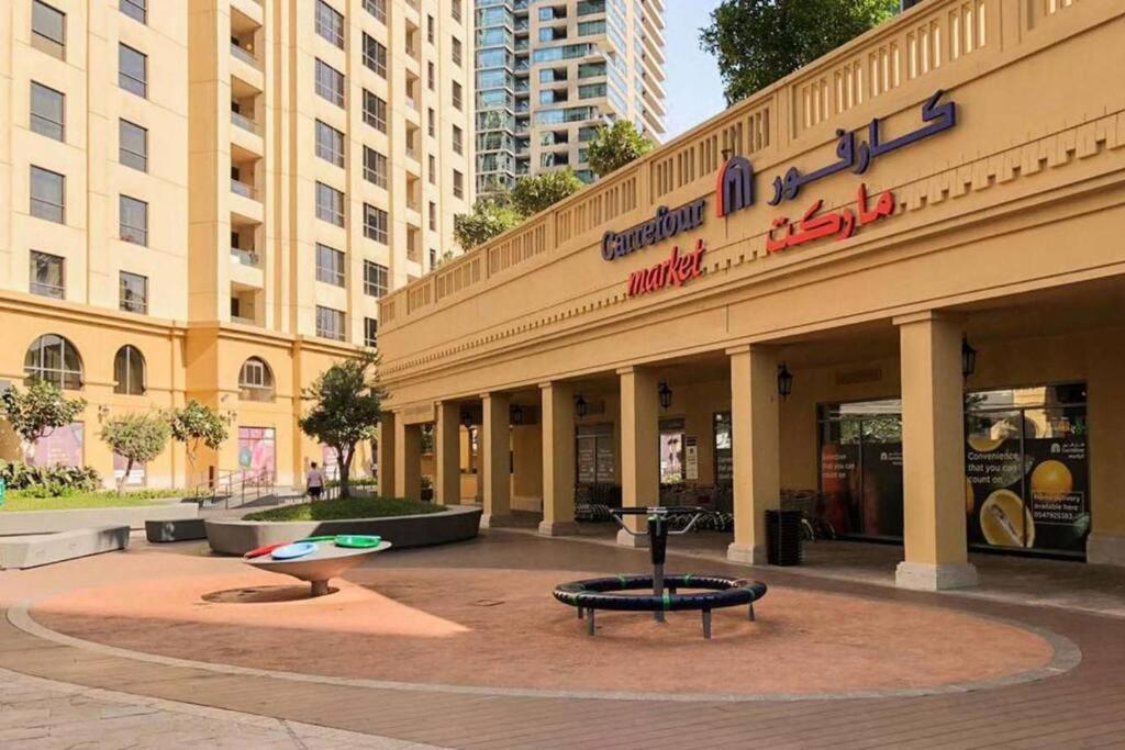 Beachfront - Large Studio In Jbr Rimal 4 Apartment Dubai Luaran gambar