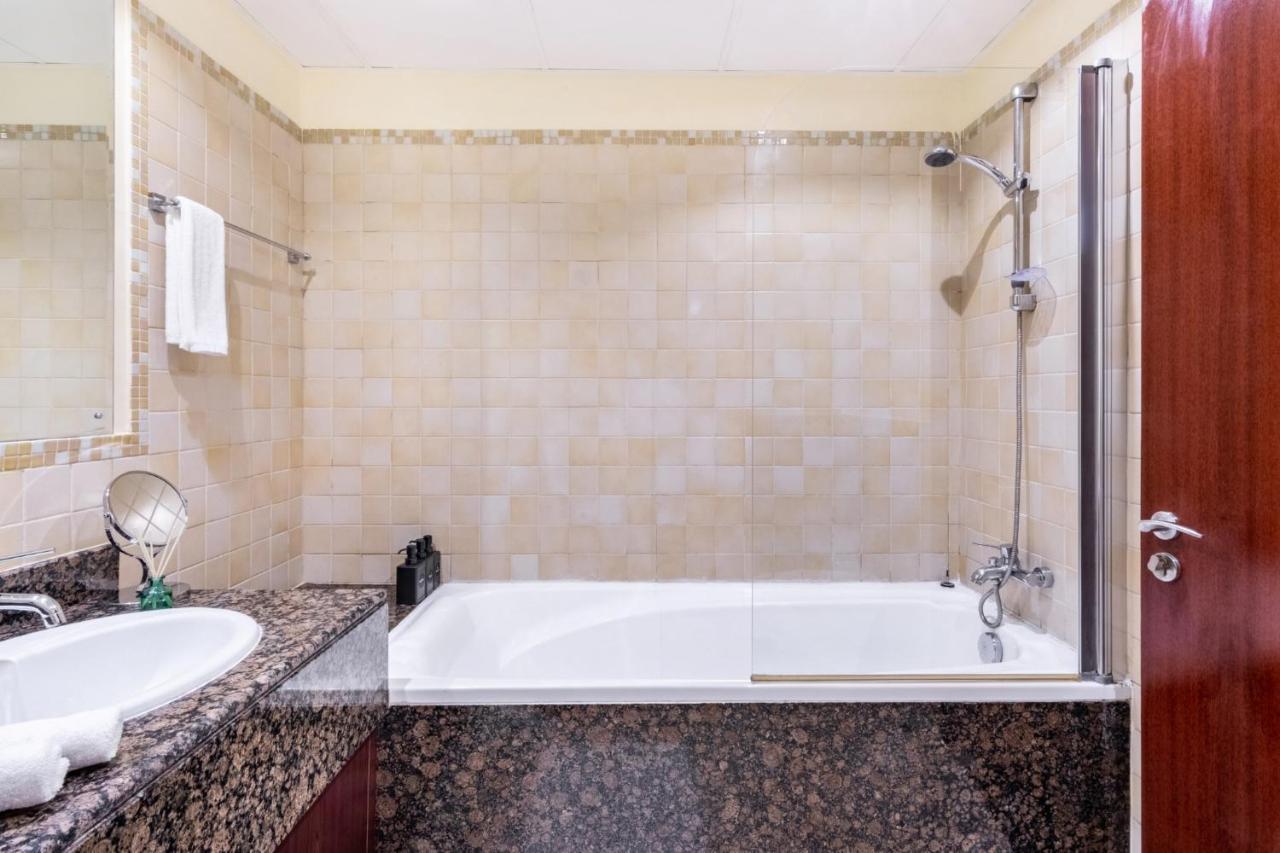 Beachfront - Large Studio In Jbr Rimal 4 Apartment Dubai Luaran gambar